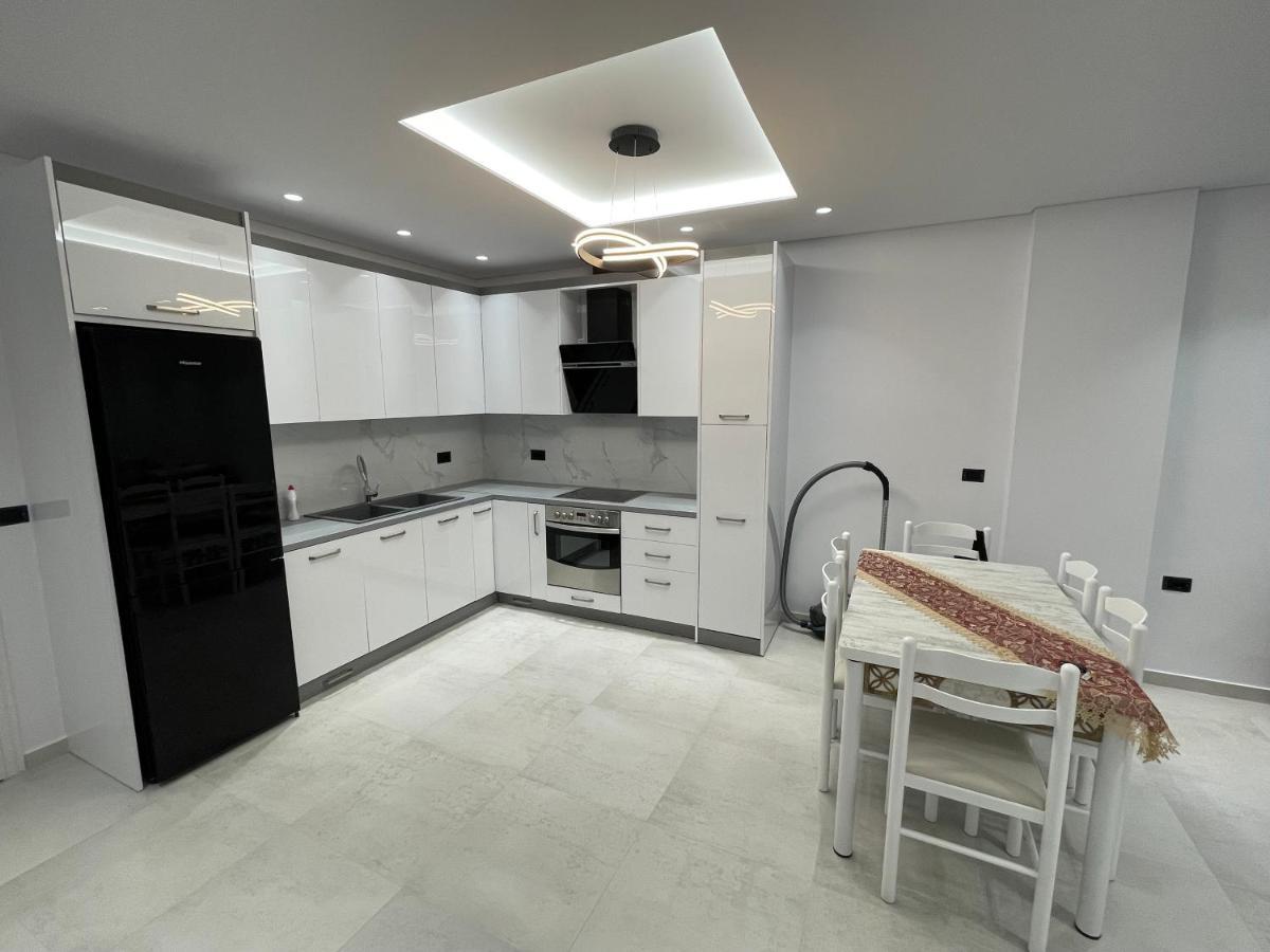 Alpha Lux Apartment Saranda Zewnętrze zdjęcie